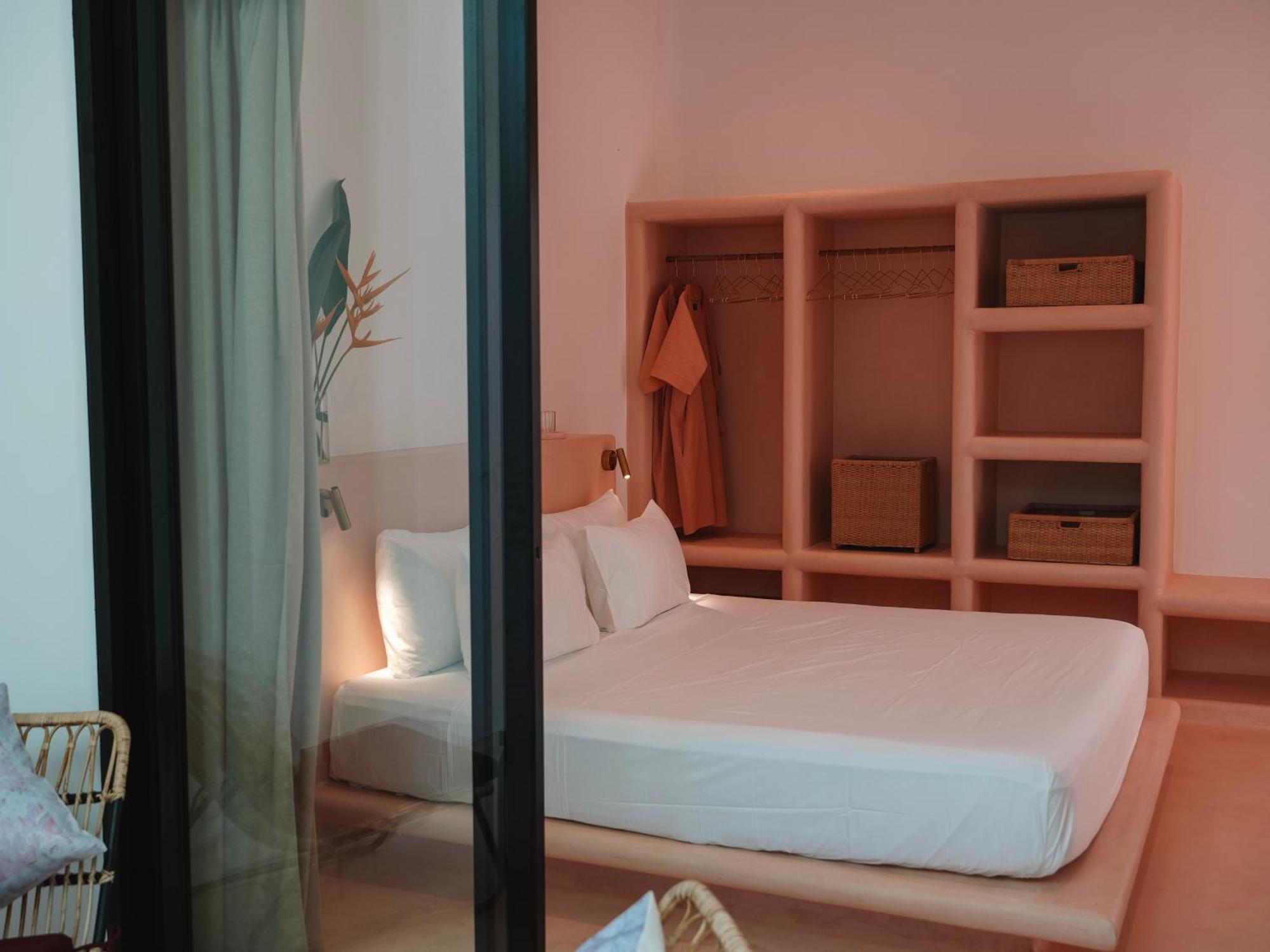 Animals Hotel Ahangama Room photo